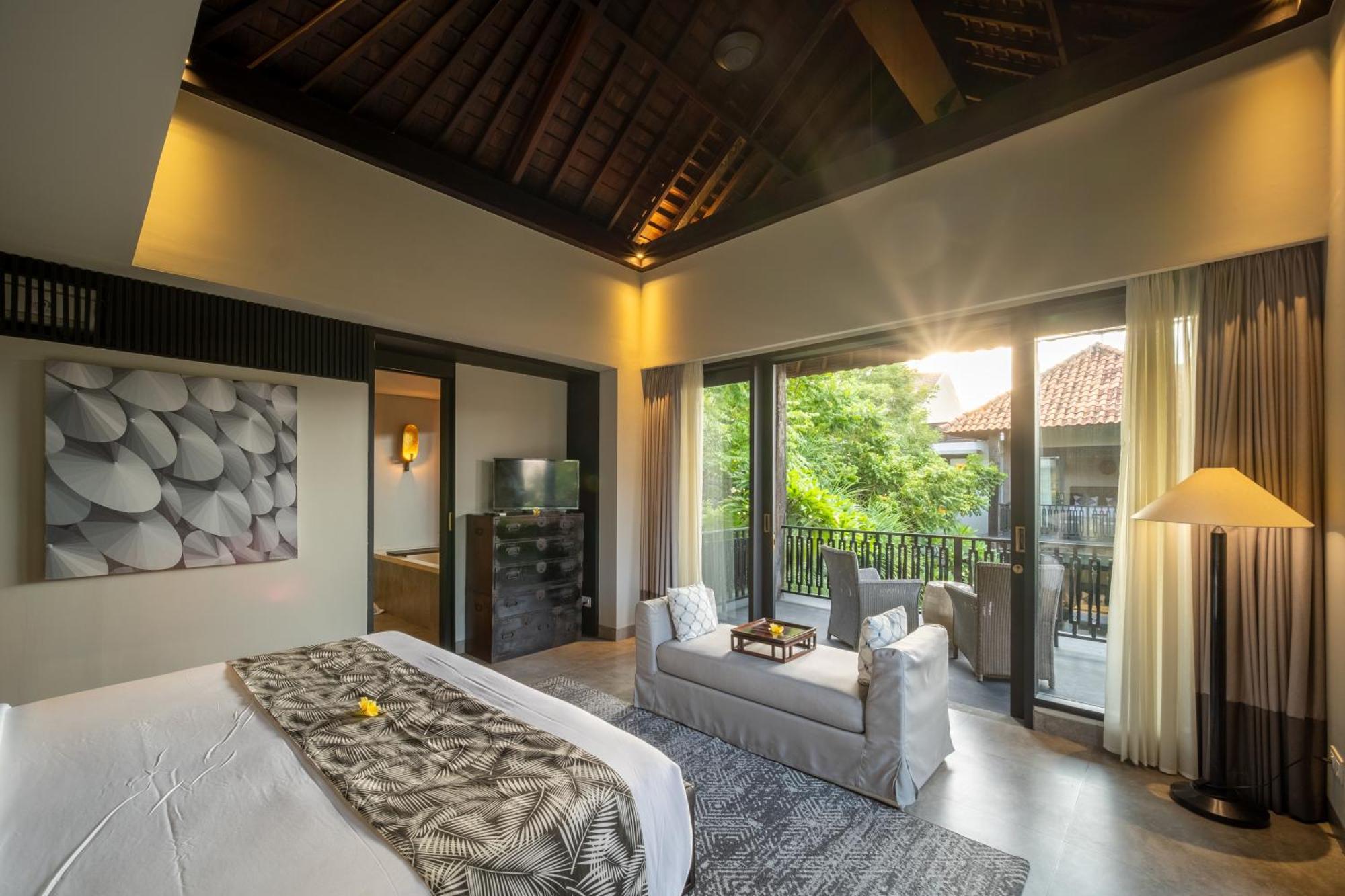 Villa De Suma - Fully Staffed Luxury Villa, Walk To The Beach! Seminyak  Bagian luar foto