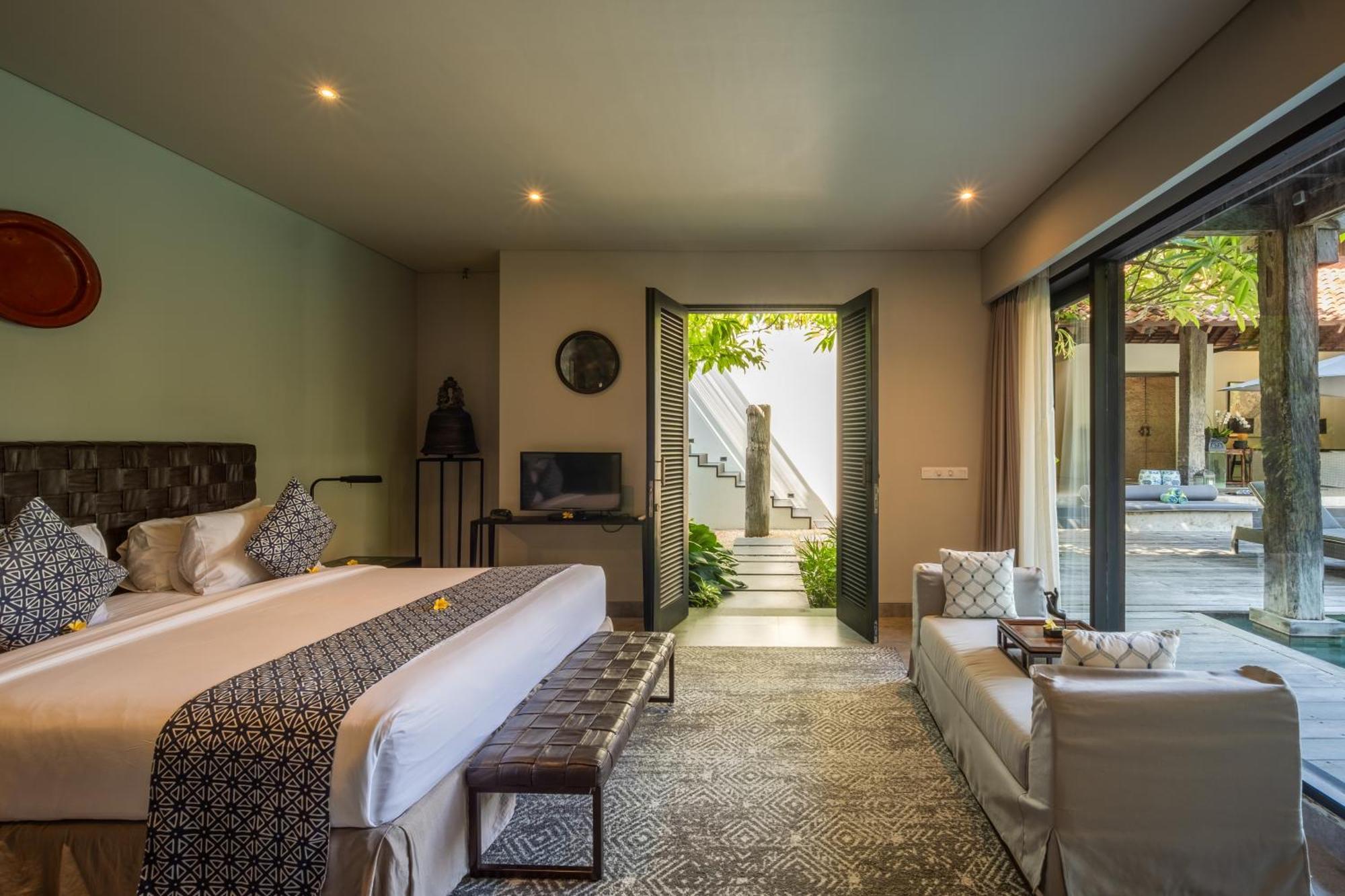 Villa De Suma - Fully Staffed Luxury Villa, Walk To The Beach! Seminyak  Bagian luar foto