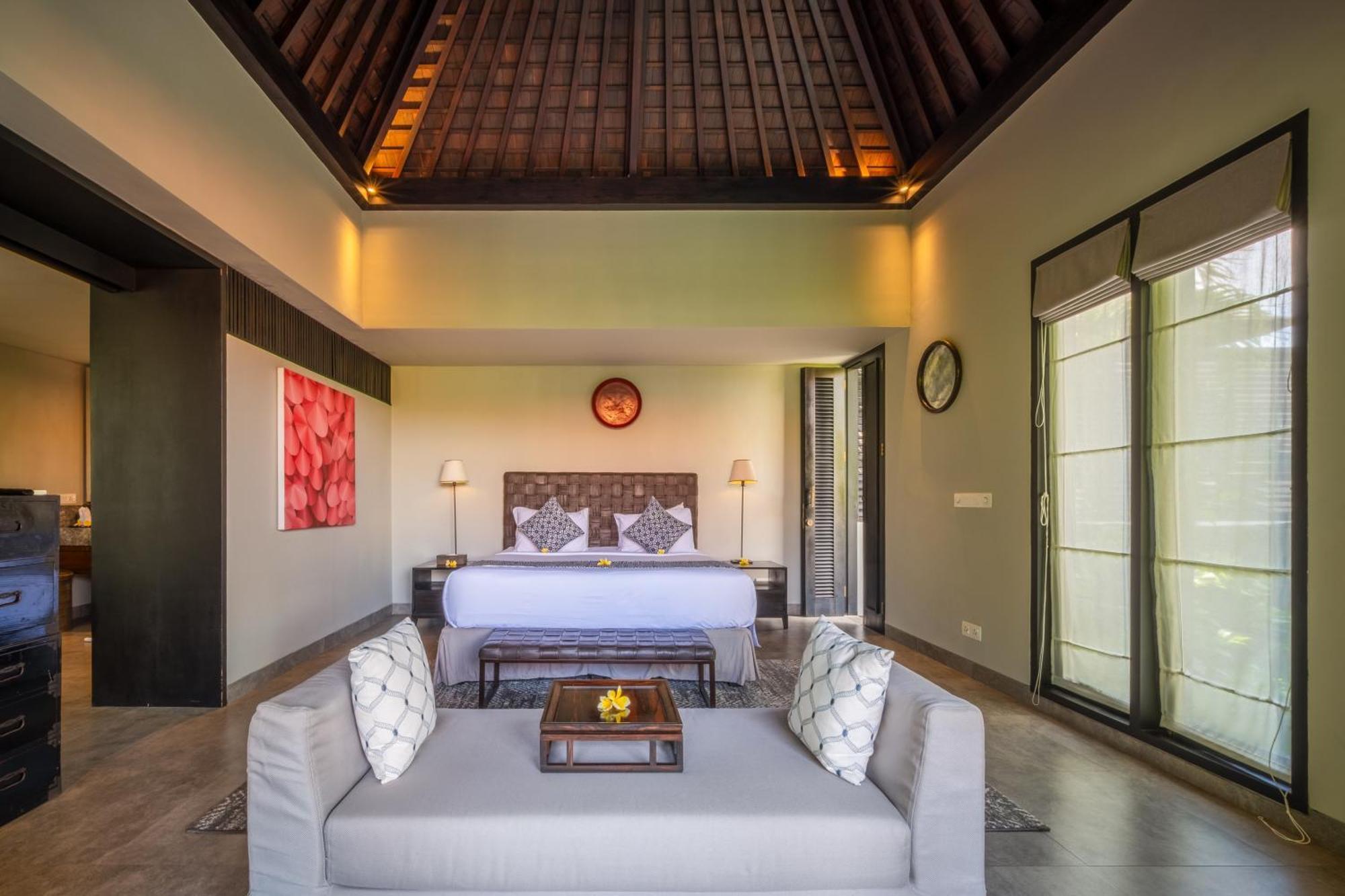 Villa De Suma - Fully Staffed Luxury Villa, Walk To The Beach! Seminyak  Bagian luar foto