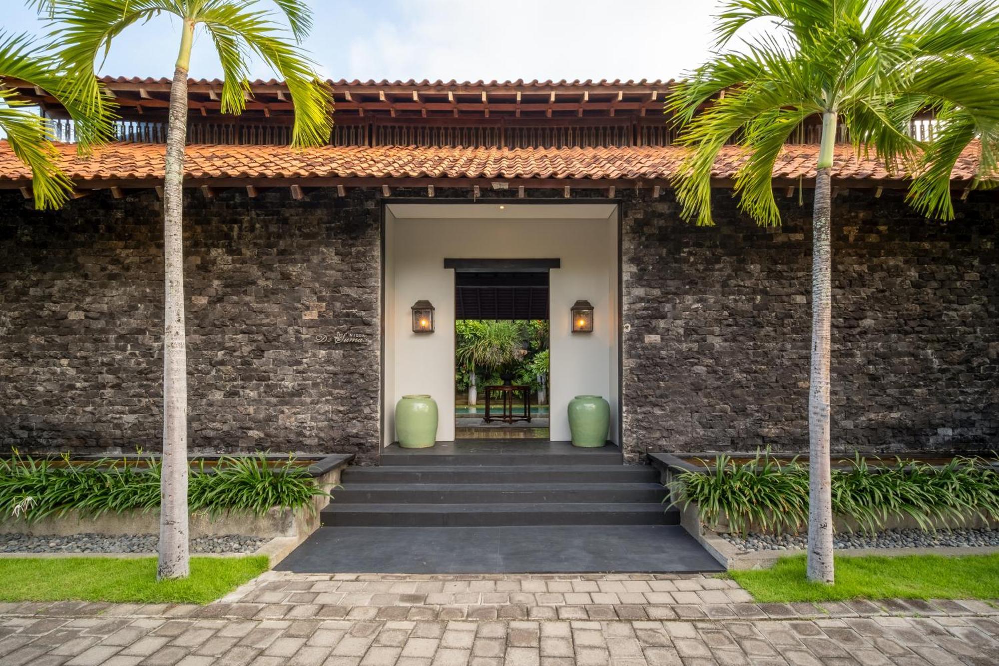 Villa De Suma - Fully Staffed Luxury Villa, Walk To The Beach! Seminyak  Bagian luar foto