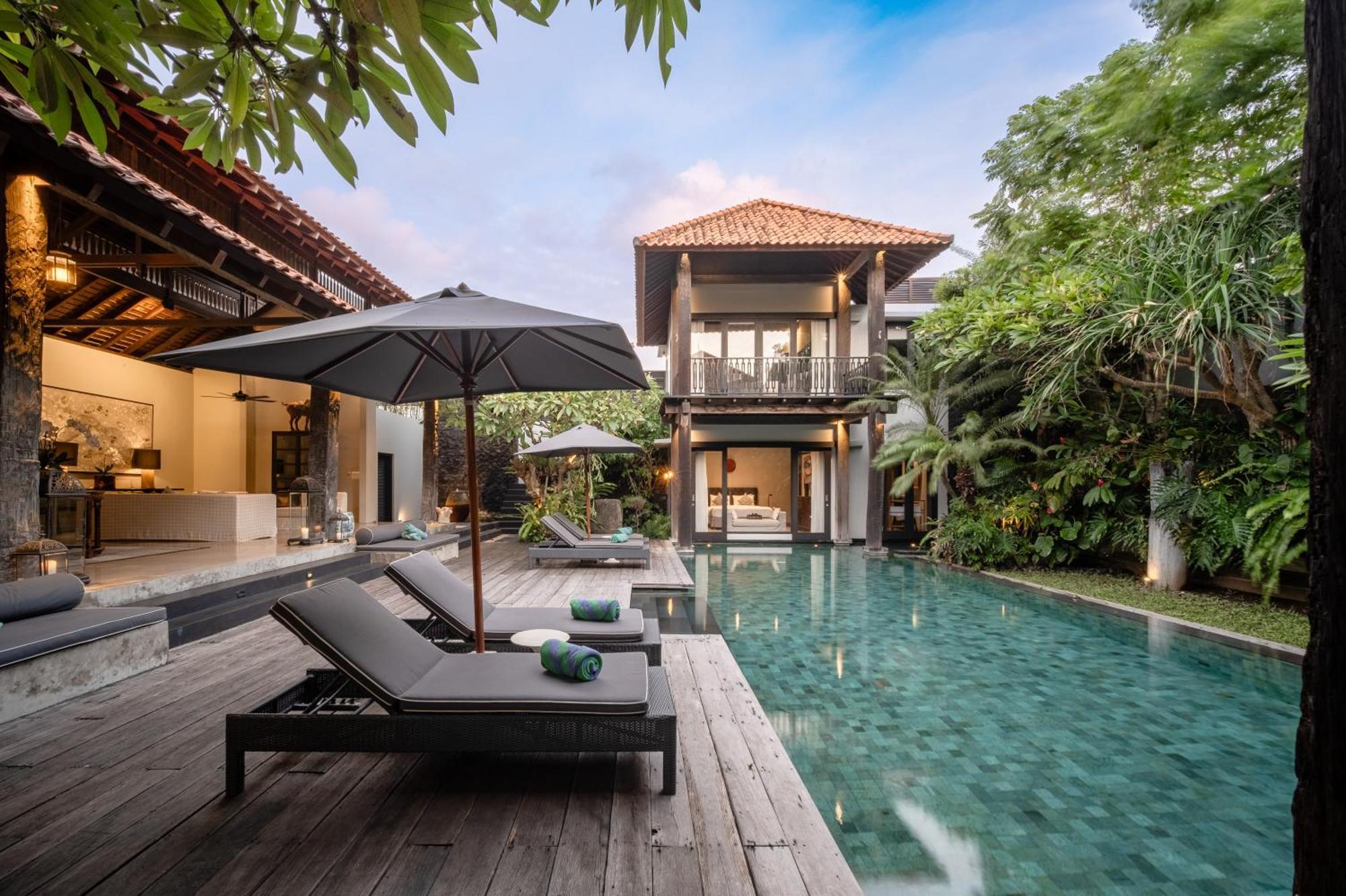 Villa De Suma - Fully Staffed Luxury Villa, Walk To The Beach! Seminyak  Bagian luar foto