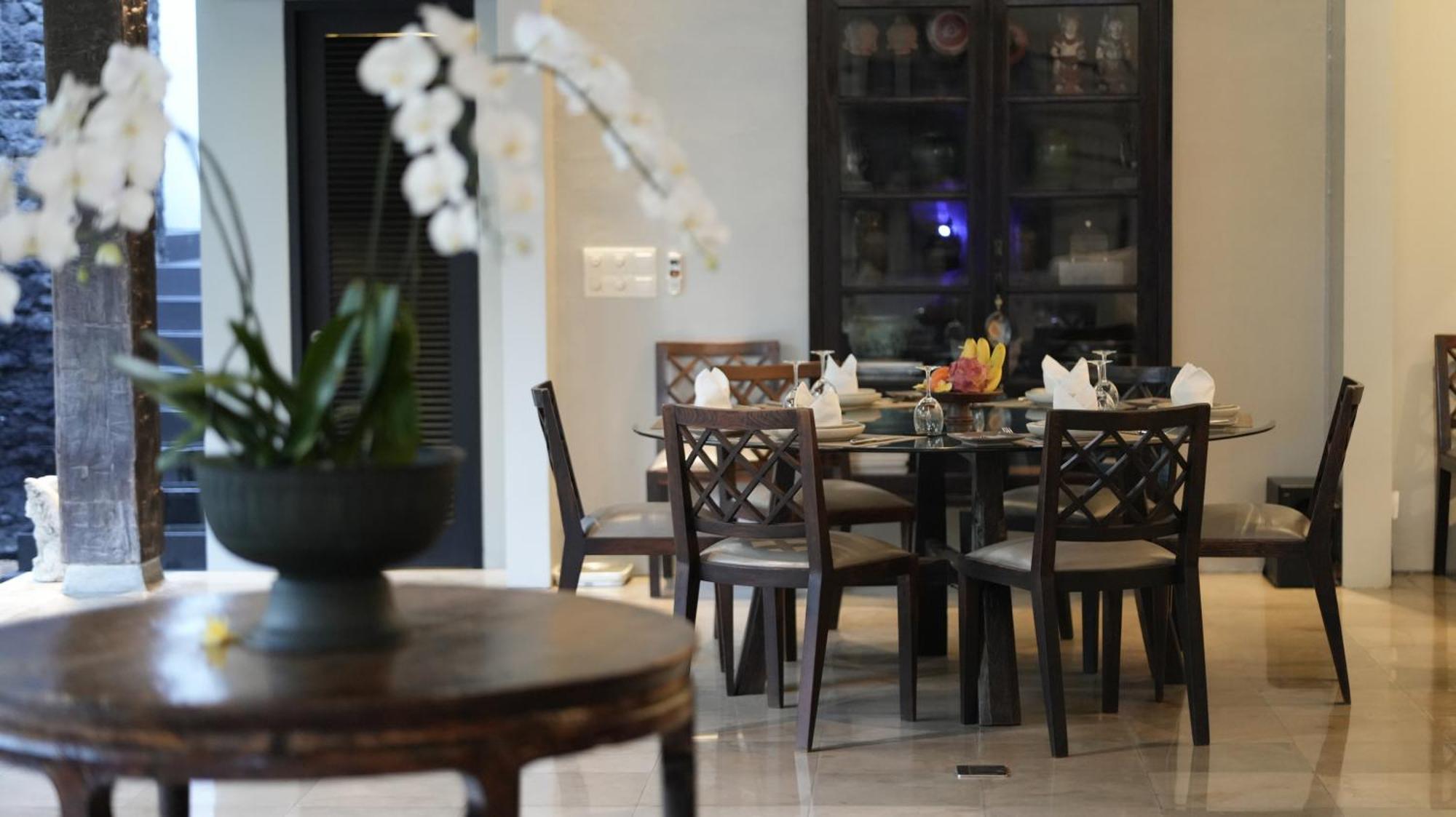 Villa De Suma - Fully Staffed Luxury Villa, Walk To The Beach! Seminyak  Bagian luar foto