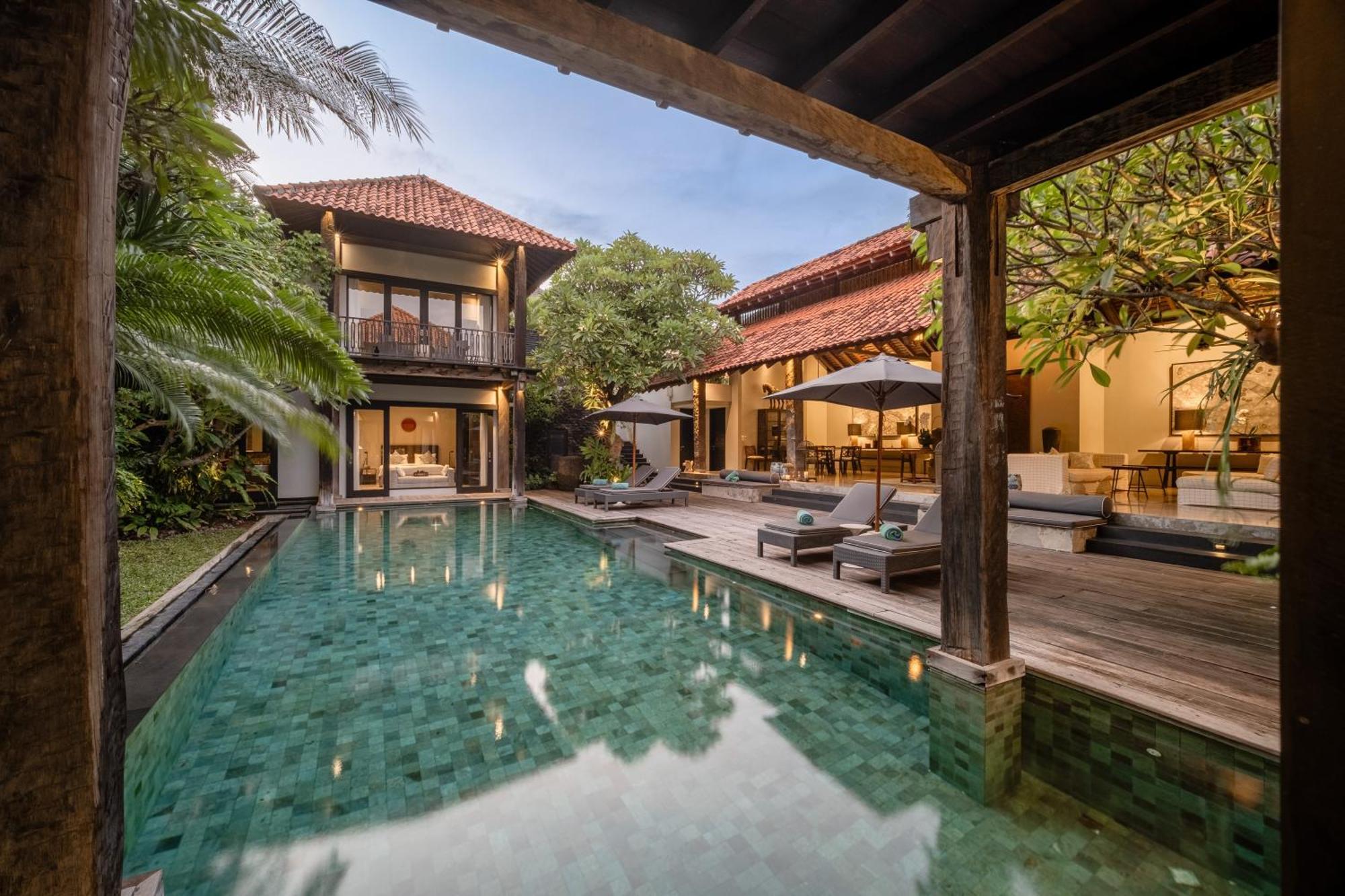 Villa De Suma - Fully Staffed Luxury Villa, Walk To The Beach! Seminyak  Bagian luar foto